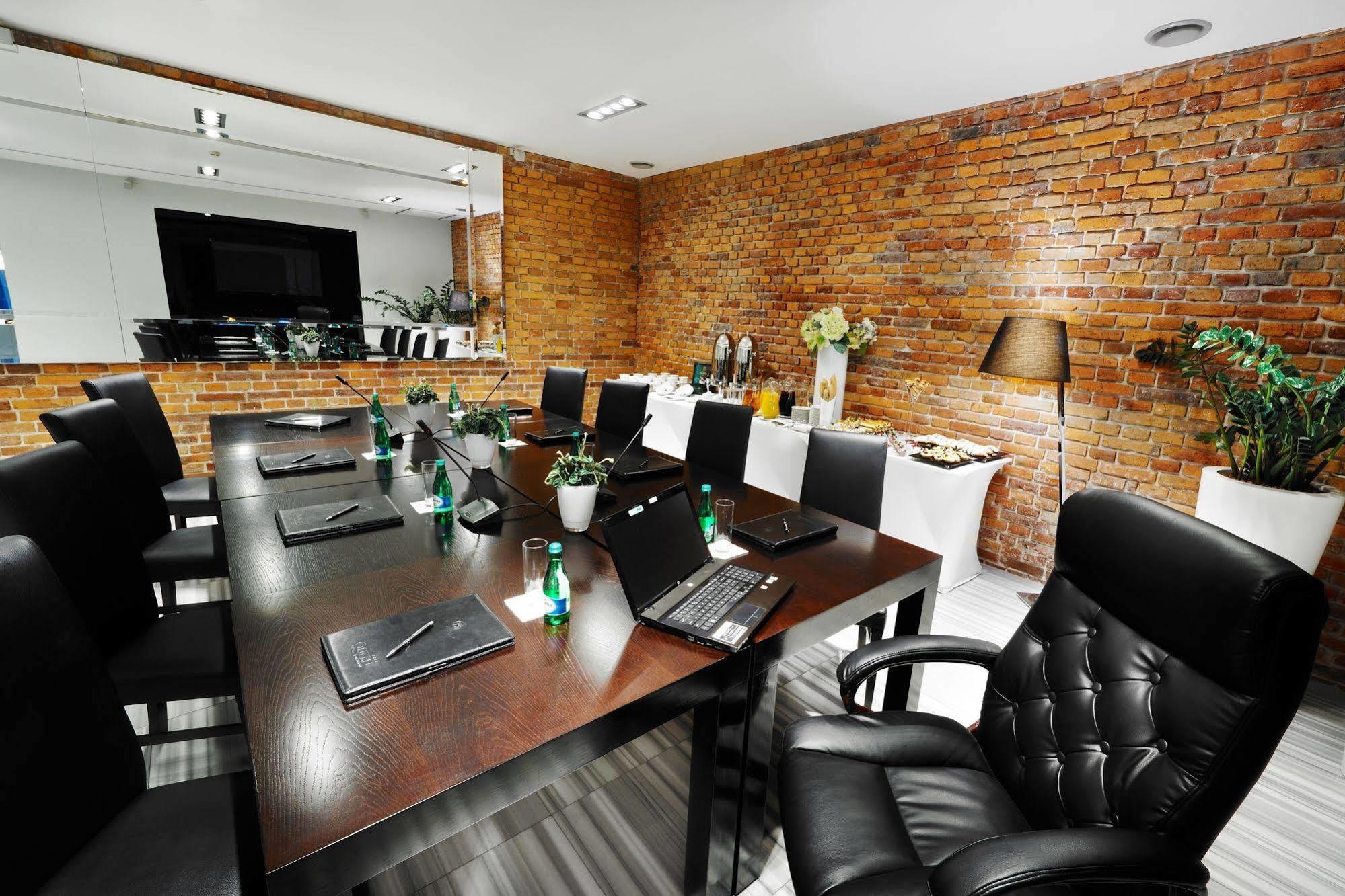 Queen Boutique Hotel Cracovia Exterior foto